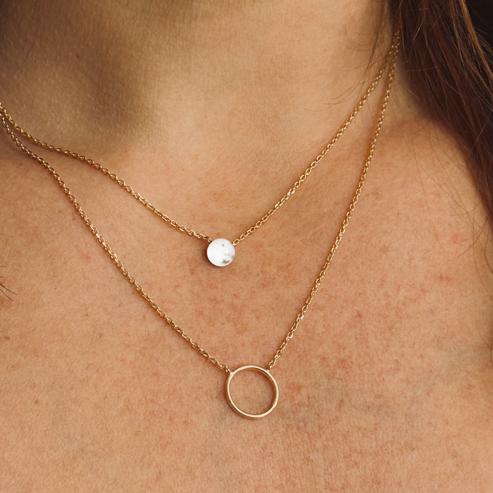 Collier Apolline Pierre naturelle Howlite Plaqué or porté