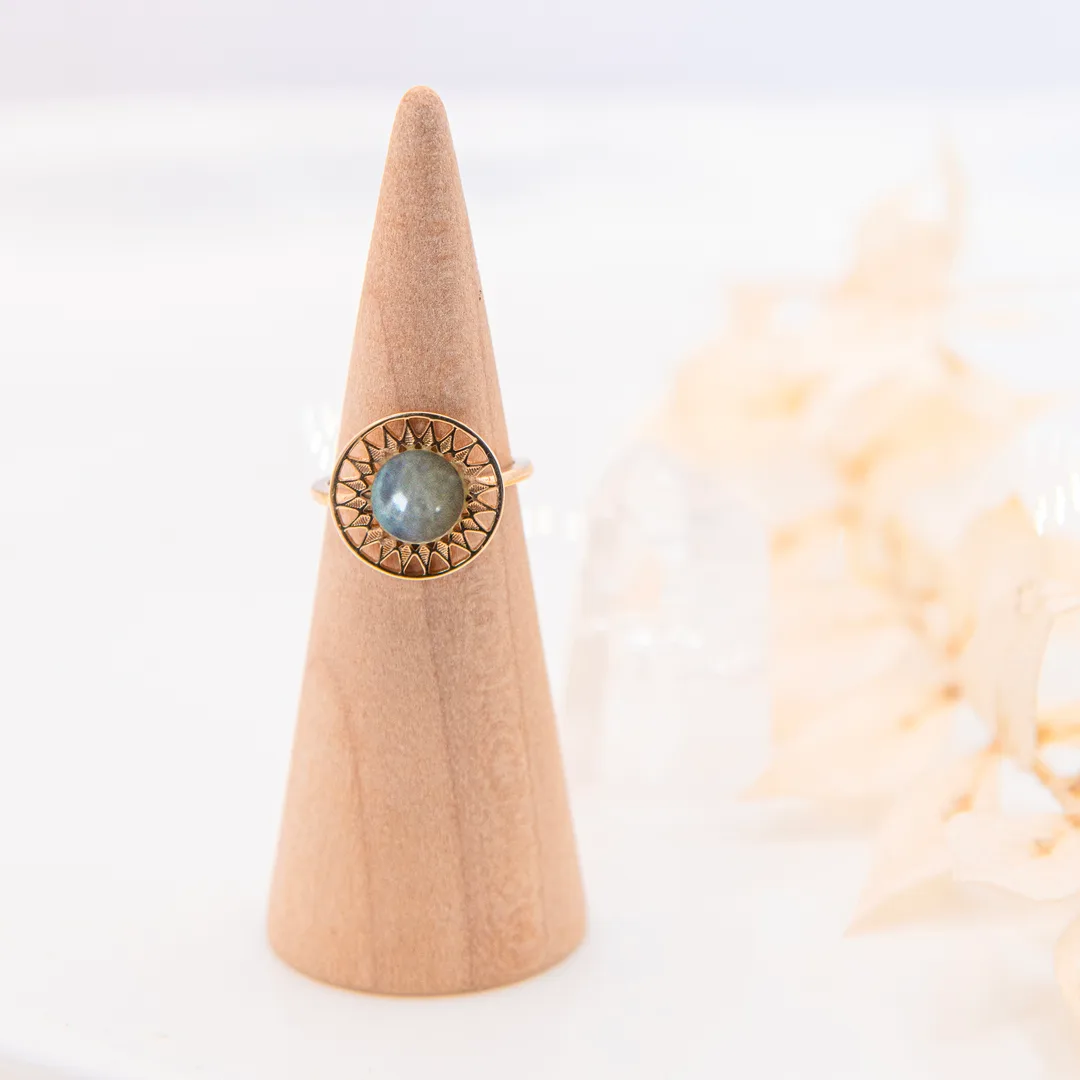 leonie-bague-labradorite