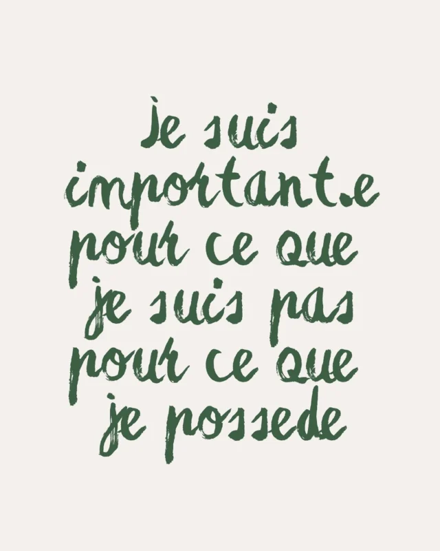 PENSÉE POSITIVE ✨
« Je suis important·e pour ce que je suis,
pas pour ce que je possède. »

♡ Une piqûre de rappel douce et essentielle. 
Dans un monde où tout va vite, où l’on valorise souvent l’avoir plutôt que l’être… cette pensée m’aide à revenir à l’essentiel.

💬 Vous partagez ce mantra ? 

pensée positive | affirmation positive | vibes douces | amour de soi | reconnexion à soi | estime de soi | développement personnel | spiritualité | prendre soin de soi | lenteur | bienveillance | slow life | mantra du jour | confiance en soi | gratitude | cheminement intérieur | énergie positive | authenticité | conscience de soi | valeurs essentielles